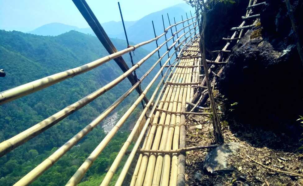 Meghalaya Tour with Mawryngkhang Trek